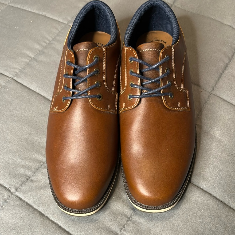 NWOT Boys Size 6 Casual Dress Shoes Sonoma Never Worn Brown Non-Slip